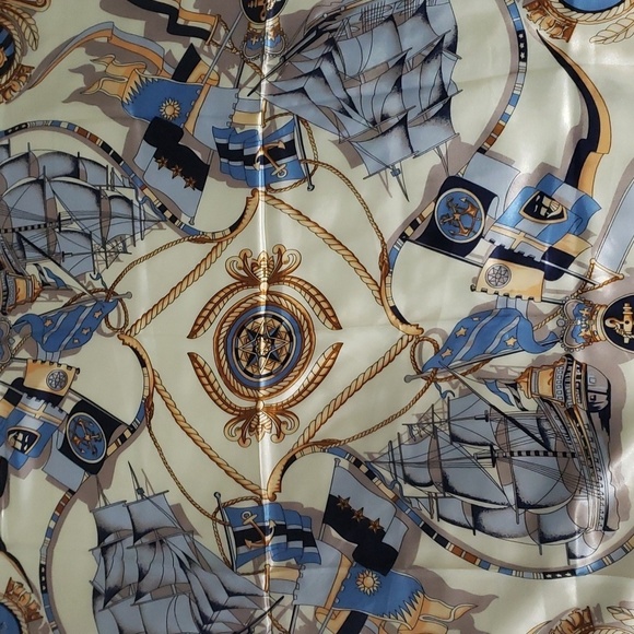 R-2147- Nautical Women's Scarf Blue Cream Colors NWT - Picture 7 of 8